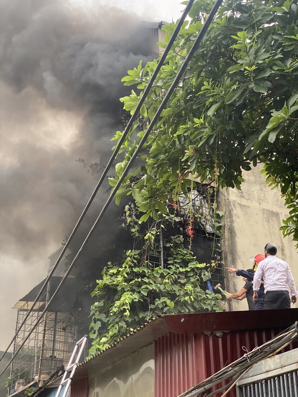 Nguoi hung chay Ha Noi anh 5