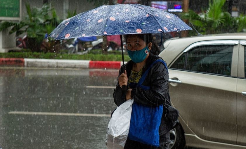 Ha Noi mua giong, Bien Dong co ap thap nhiet doi hinh anh