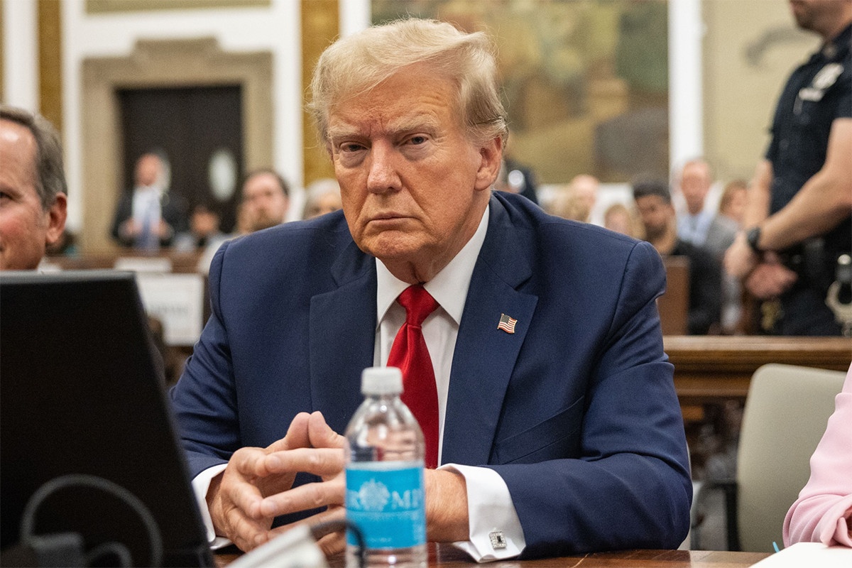 Ong Trump co duoc tiep tuc tranh cu tong thong My sau khi bi ket toi? hinh anh