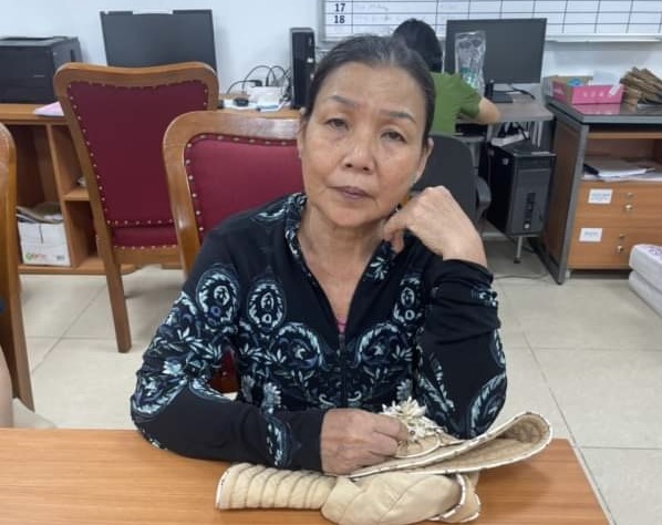 Nu giam doc chiem doat hon 4,5 ty dong da ra dau thu hinh anh