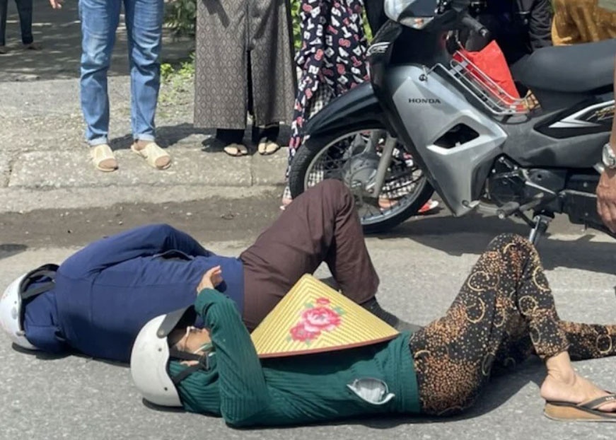 Them 2 nguoi bi soc nhiet khi bo hanh theo ong Thich Minh Tue hinh anh