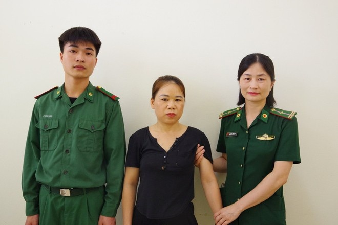 Chieu bai tuyen nguoi,  Nguyen Thi Hang anh 1