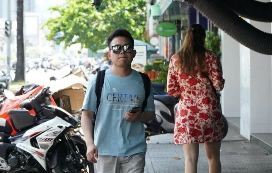 TP.HCM tiep tuc nang nong, chi so tia UV cao hinh anh