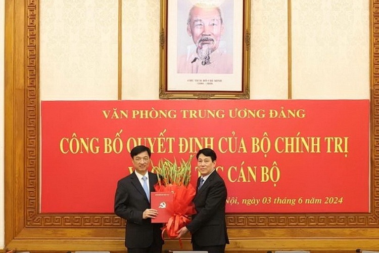 Ong Nguyen Duy Ngoc giu chuc Chanh Van phong Trung uong Dang hinh anh