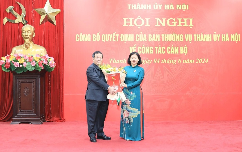 Ha Noi chuan y nhan su giu chuc Bi thu Huyen uy Thanh Tri hinh anh