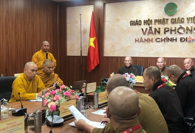 Giao hoi nghiem cam Dai duc Thich Nhuan Duc thuyet giang hinh anh