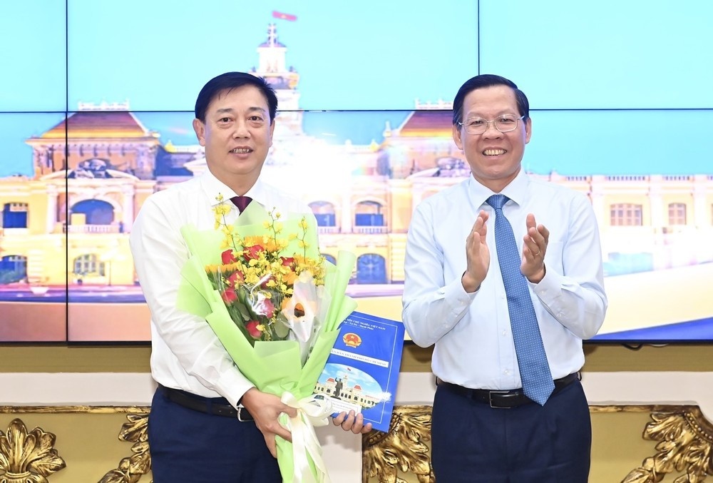 Dieu dong nhan su anh 3