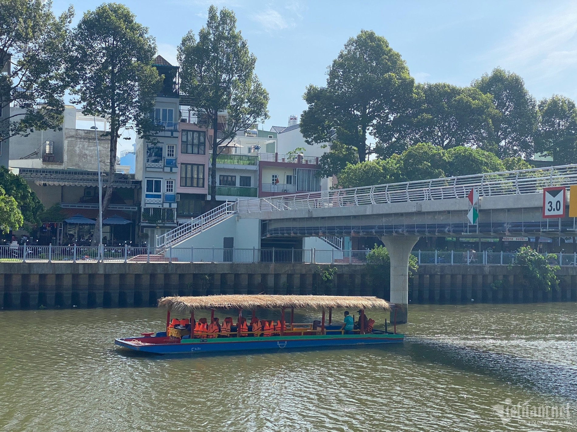 Nhieu Loc Thi Nghe TP.HCM anh 2