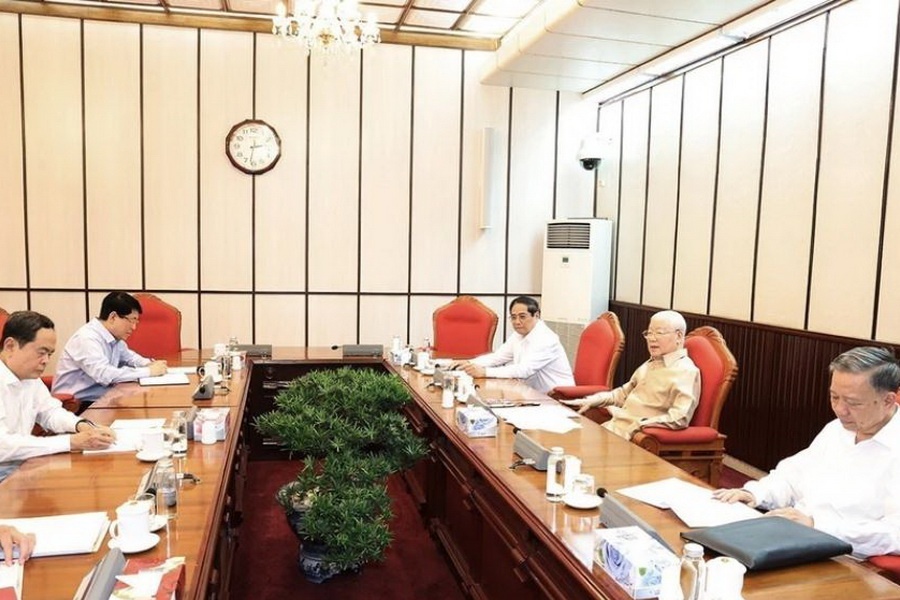 Tong Bi thu Nguyen Phu Trong chu tri cuoc hop lanh dao chu chot hinh anh