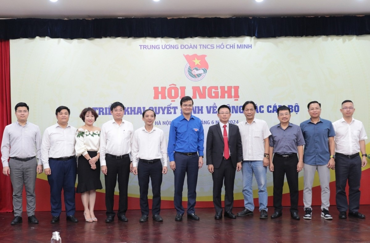 Bao Tien Phong anh 4