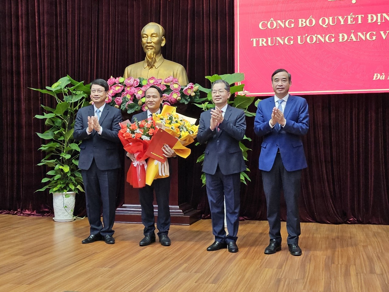 Nguyen Dinh Vinh Da Nang anh 1