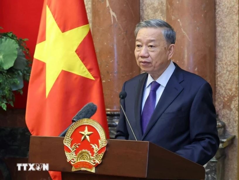 Chu tich nuoc To Lam anh 3