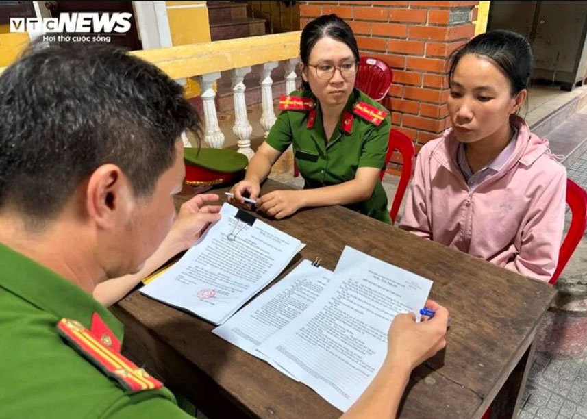 Chiem doat 2 ty,  Thach Thi Loan anh 1