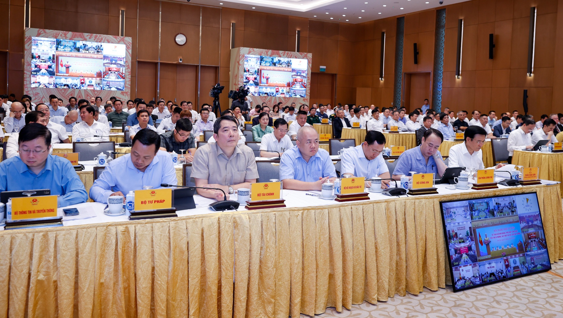 Thu tuong Chinh phu anh 3