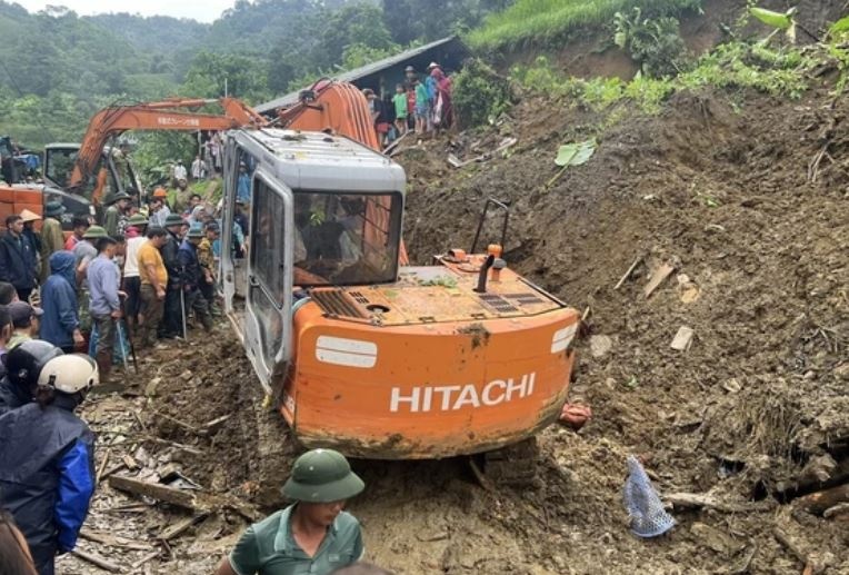 4 nguoi cung mot gia dinh tu vong do sat lo dat tai Bac Kan hinh anh