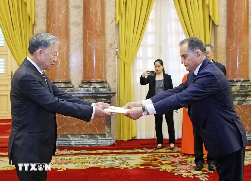 Chu tich nuoc To Lam anh 1