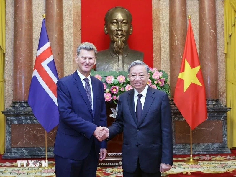 Chu tich nuoc To Lam anh 5