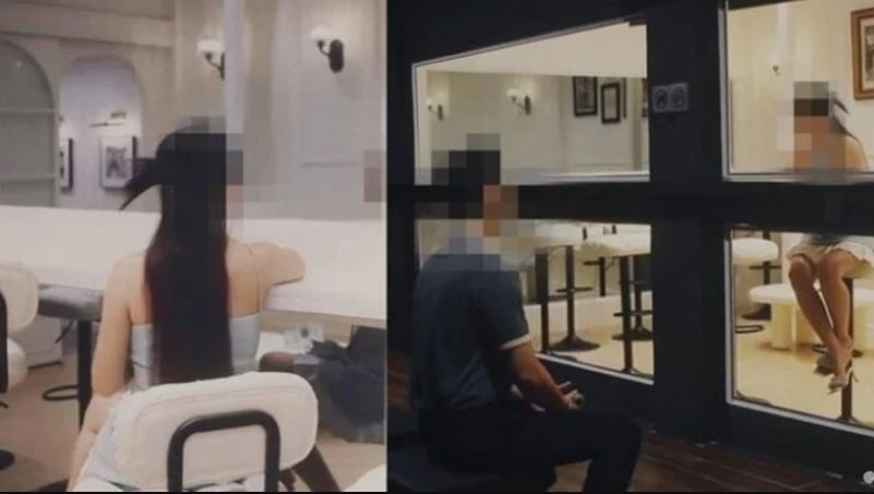 Phat chu quan ca phe hen ho dung guong 'nhin len' tai TP.HCM hinh anh