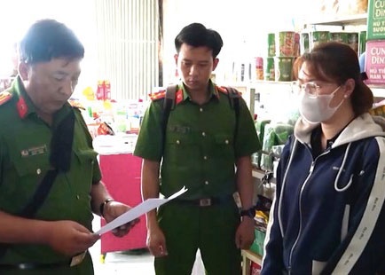 Dau hui truc tuyen, nu chu hui chiem doat gan 200 trieu dong hinh anh