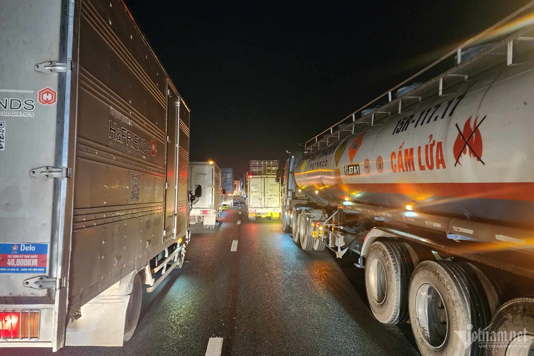 Tac duong tren quoc lo 5, Hai Duong hop khan hinh anh