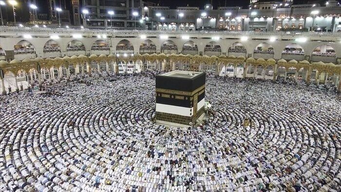 922 nguoi hanh huong Hajj thiet mang o Mecca vi nang nong hinh anh