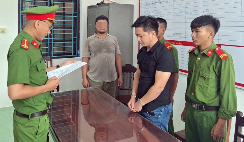 Bat shipper 'an chan' hon 100 don hang, chiem doat hang chuc trieu hinh anh