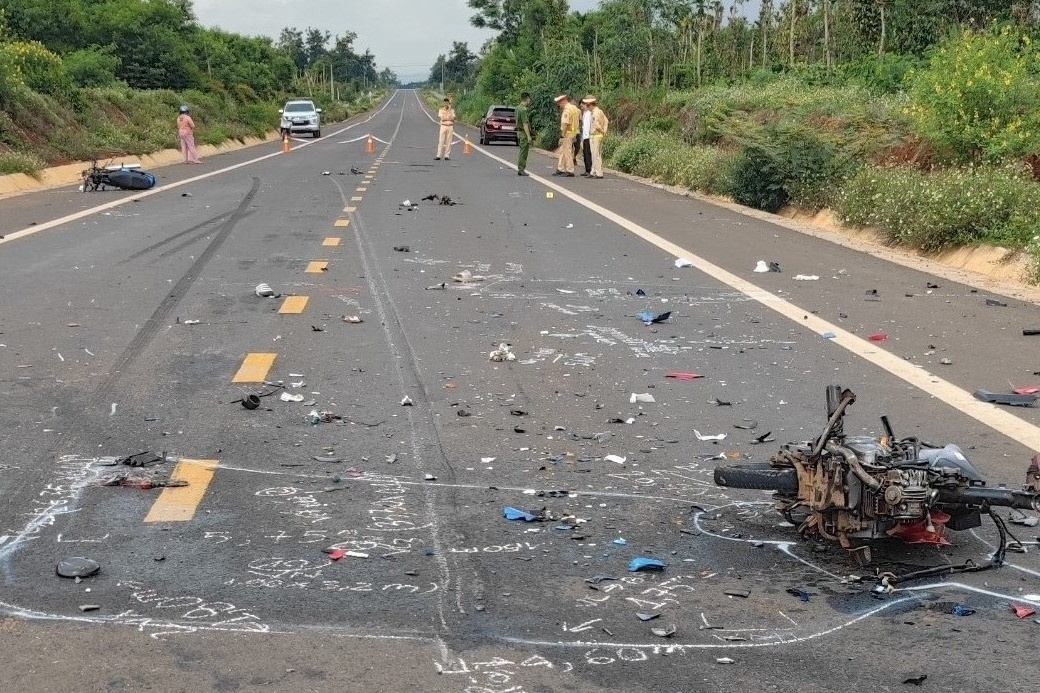 Bat thanh nien to chuc dua xe lam 2 nguoi tu vong o Dak Lak hinh anh