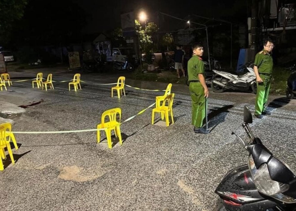 Mau thuan gia dinh, nguoi dan ong chem bo va anh trai hinh anh