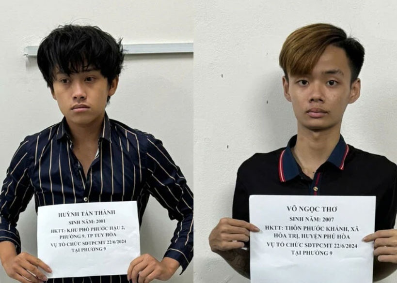 Nhom thanh nien mo tiec ma tuy tai nha hinh anh