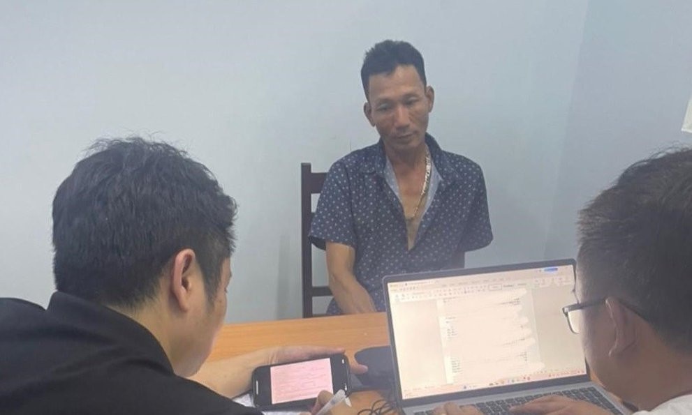 Tron truy na,  Hon 30 nam,  Nguyen Cong Viet anh 1