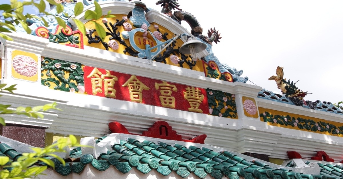 Dinh co o TP.HCM chua hang tram quan tai, phia sau la chuyen cam dong hinh anh