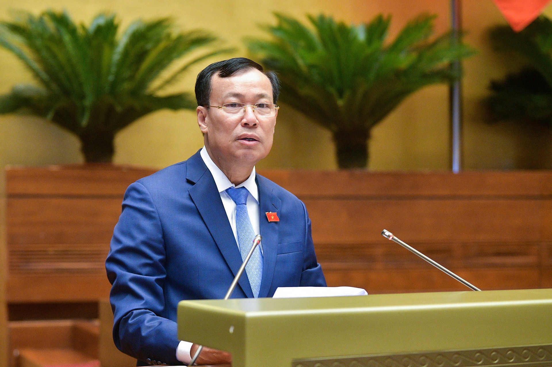 Quoc hoi chot cam tuyet doi nong do con khi lai xe hinh anh