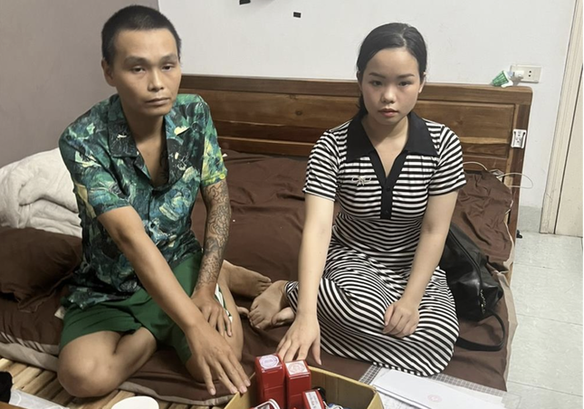 Ngoi nha 'san xuat' giay kham suc khoe gia cua cac benh vien lon hinh anh