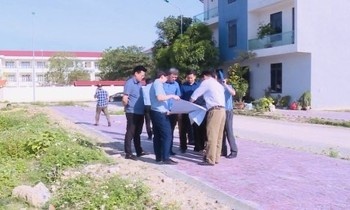 Cong an yeu cau cung cap ho so dau gia dat tai TP Thanh Hoa hinh anh