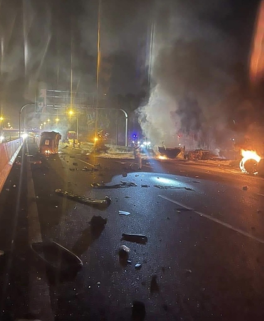 Chay xe cho xang anh 3