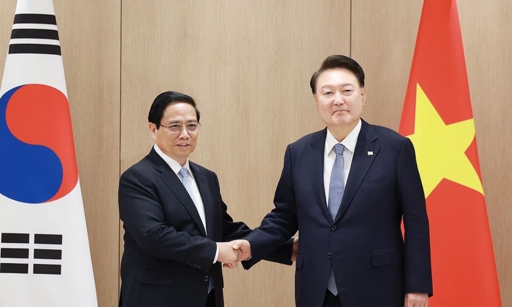 Thu tuong Pham Minh Chinh hoi kien Tong thong Han Quoc Yoon Suk Yeol hinh anh