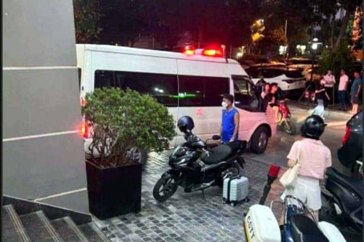 Chau be tu vong o chung cu tai Ha Noi, nghi bi bo sat hai hinh anh