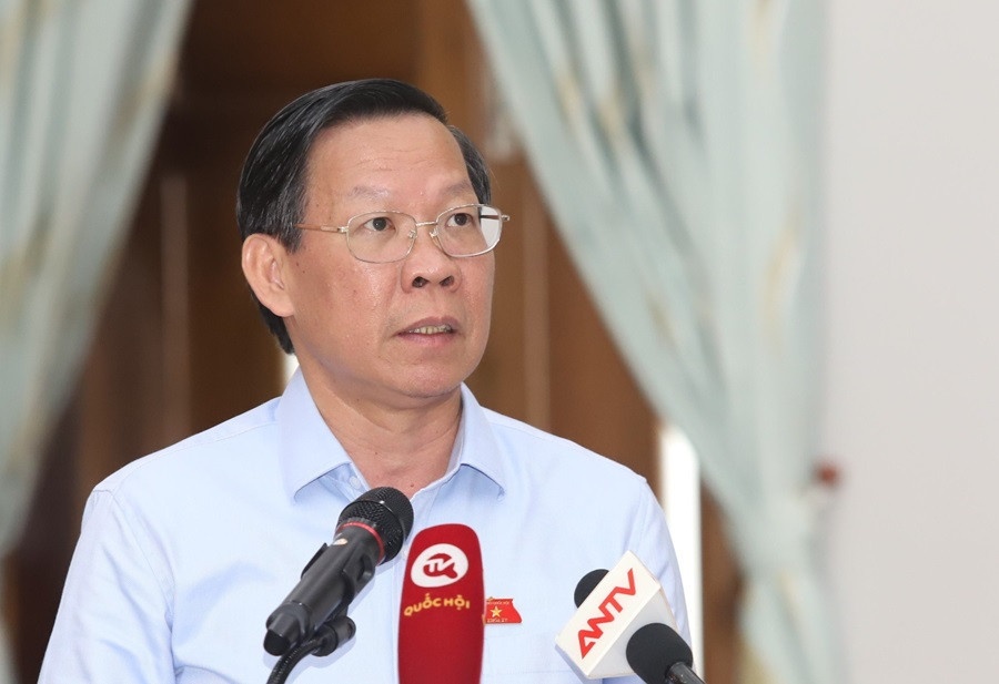 Chu tich Phan Van Mai: TP.HCM se tra luong theo nang suat hinh anh