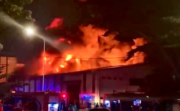 Dieu tra nguyen nhan vu chay tai khu cong nghiep o Binh Duong hinh anh