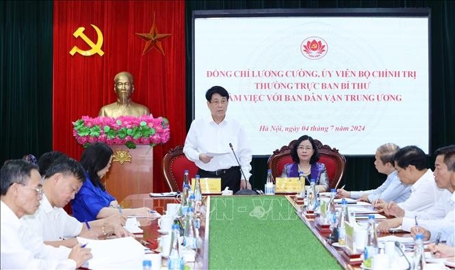 Thuong truc Ban Bi thu lam viec voi Ban Dan van, Ban Doi ngoai TU hinh anh