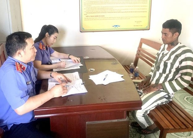 Pham nhan tron trai o Ha Tinh bi bat sau mot ngay lan tron tren nui hinh anh