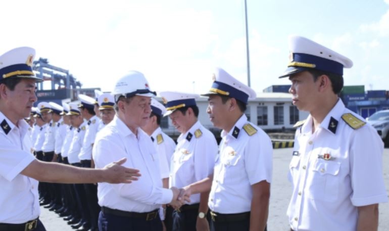 Doan cong tac Ban Tuyen giao TW tham Tong cong ty Tan Cang Sai Gon hinh anh