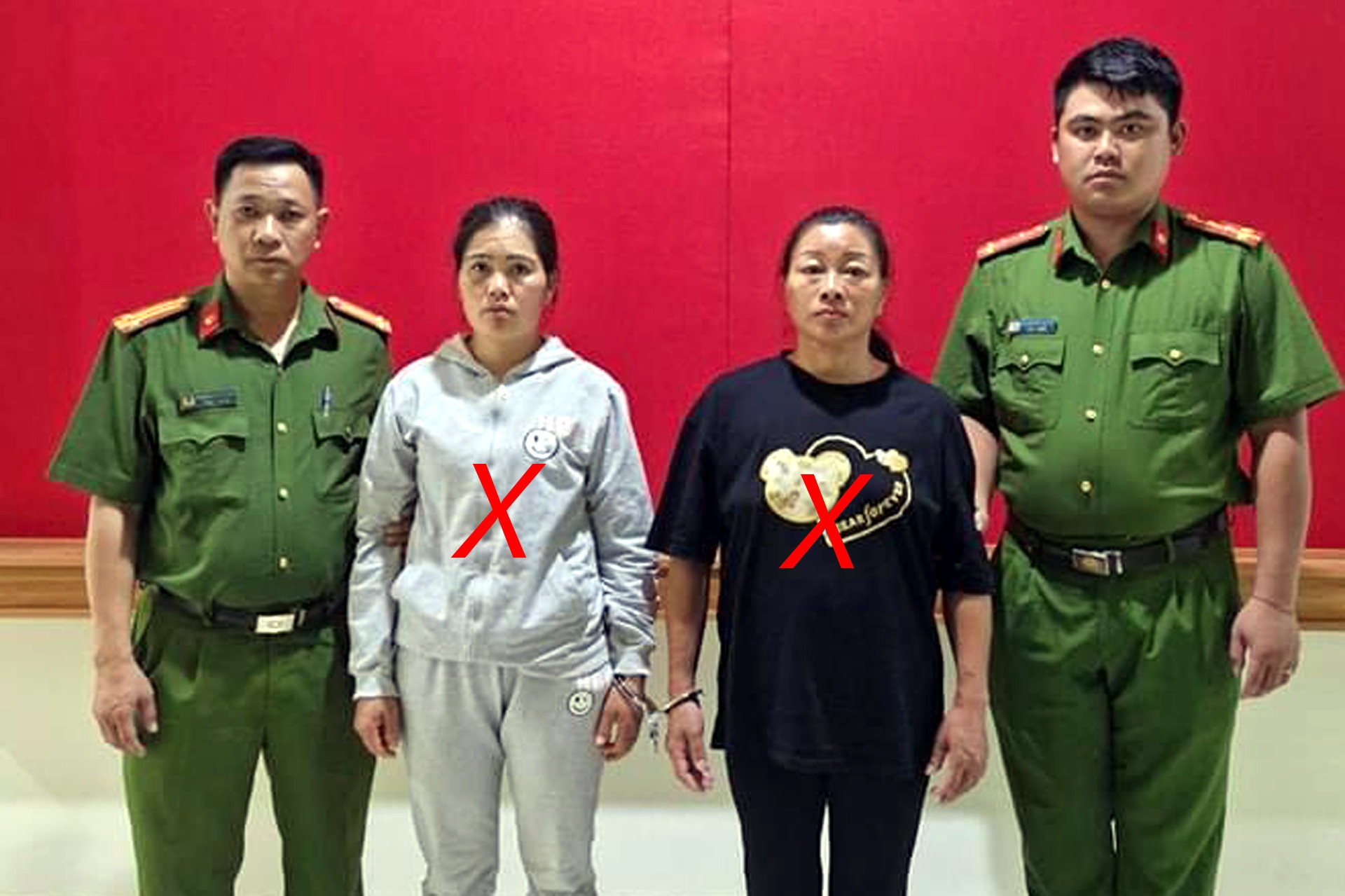 Doi tuong buon ban phu nu sa luoi sau gan 20 nam lan tron hinh anh
