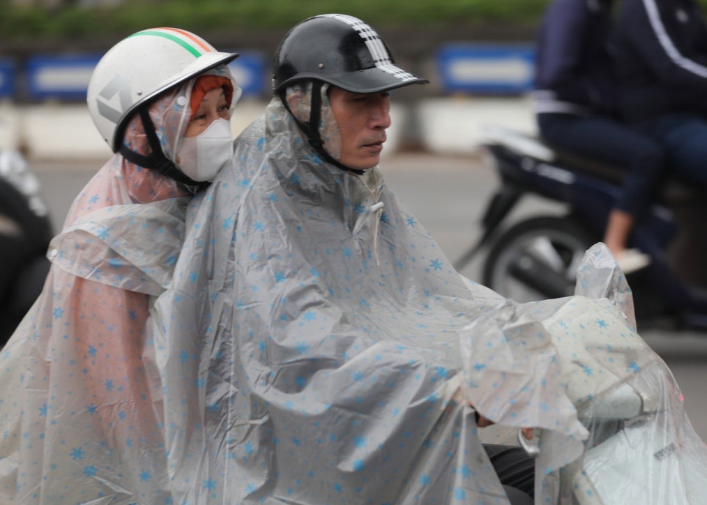 Nhieu khu vuc tren ca nuoc co mua dong chieu toi 7/7 hinh anh