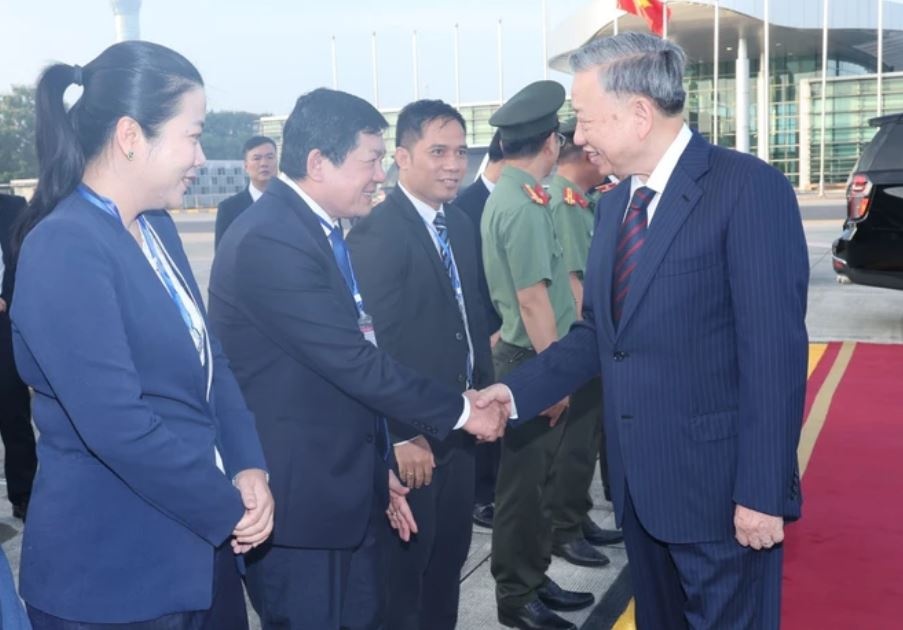 Chu tich nuoc To Lam anh 2