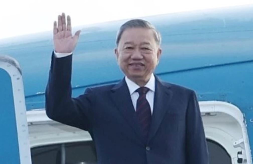 Chu tich nuoc To Lam len duong tham Lao va Campuchia hinh anh