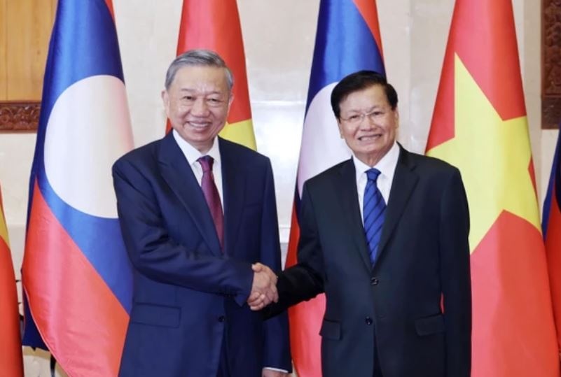 Chu tich nuoc To Lam hoi dam voi Tong Bi thu, Chu tich nuoc Lao hinh anh