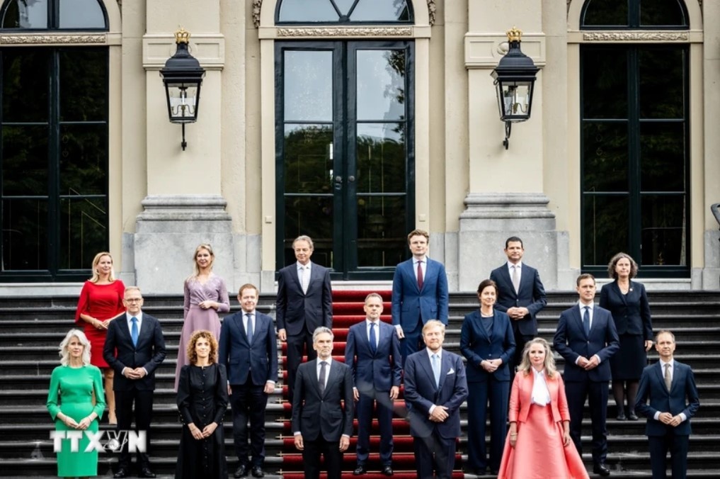 Thu tuong Pham Minh Chinh gui Dien chuc mung Thu tuong Ha Lan hinh anh