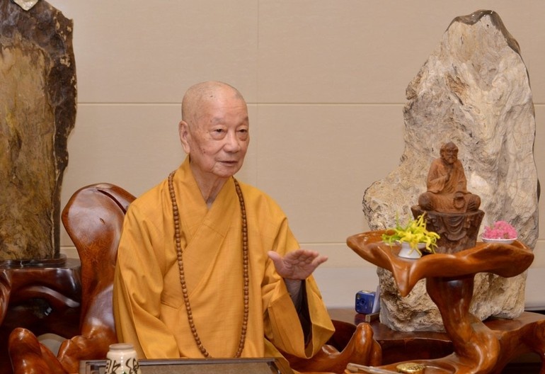 Duc Phap chu GHPGVN luu y ve viec Tang Ni thuyet giang hinh anh