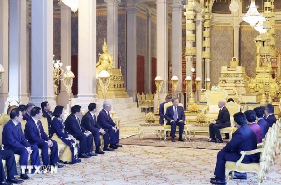 Chu tich nuoc To Lam anh 2